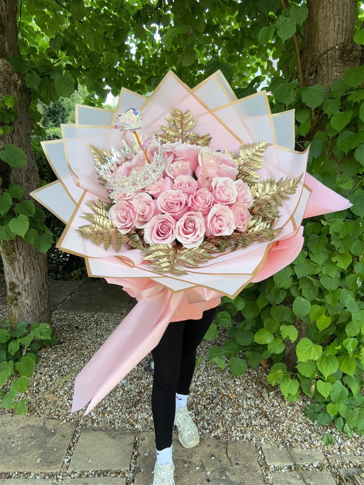 25 Pink Rose Bouquet